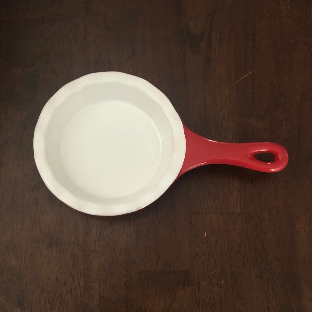🍄 Mini Stoneware Skillet Dish with Handle